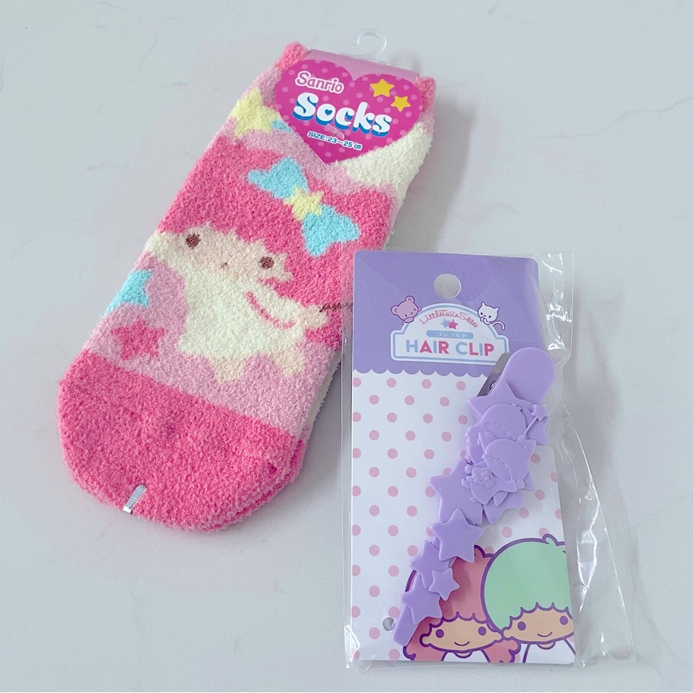 Sanrio LittleTwinStars Socks + Hair Clip Bundle